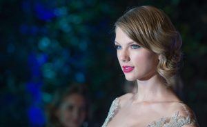 Taylor Swift Search Restored on X After Deepfake Porn Controversy-2